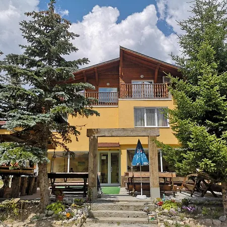 Hotel комплекс лебанов