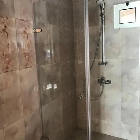 Hotel комплекс лебанов