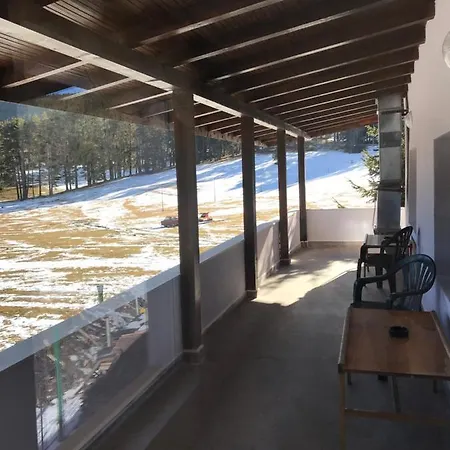 комплекс лебанов Hotel