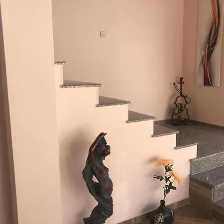 Hotel комплекс лебанов *